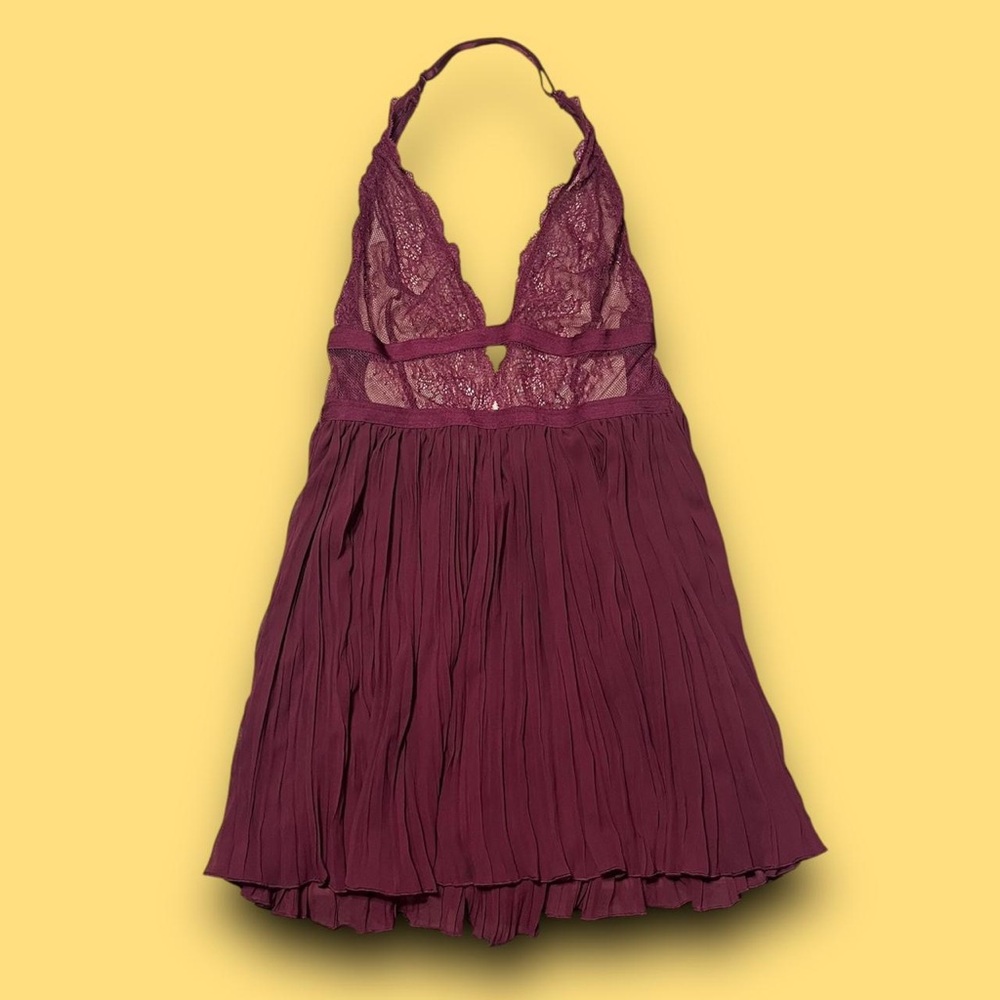 Victoria’s Secret Pleated Babydoll Lace Slip Dress Size Small Halter Romantic